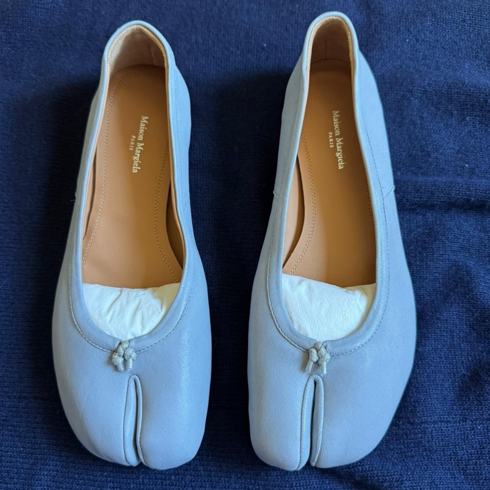 Maison Martin Margiela Women's Light GREY Flats SIZE 40